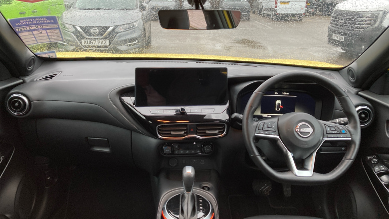 Nissan Juke 1.0 DiG-T Tekna 5dr DCT Petrol Hatchback